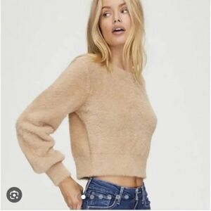 Aritzia Sweater Sunday Best Fuzzy Kitten Sweater Size Large Color Carmel